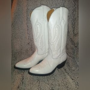 Vintage Nocona women's white western boots size 6 1/2